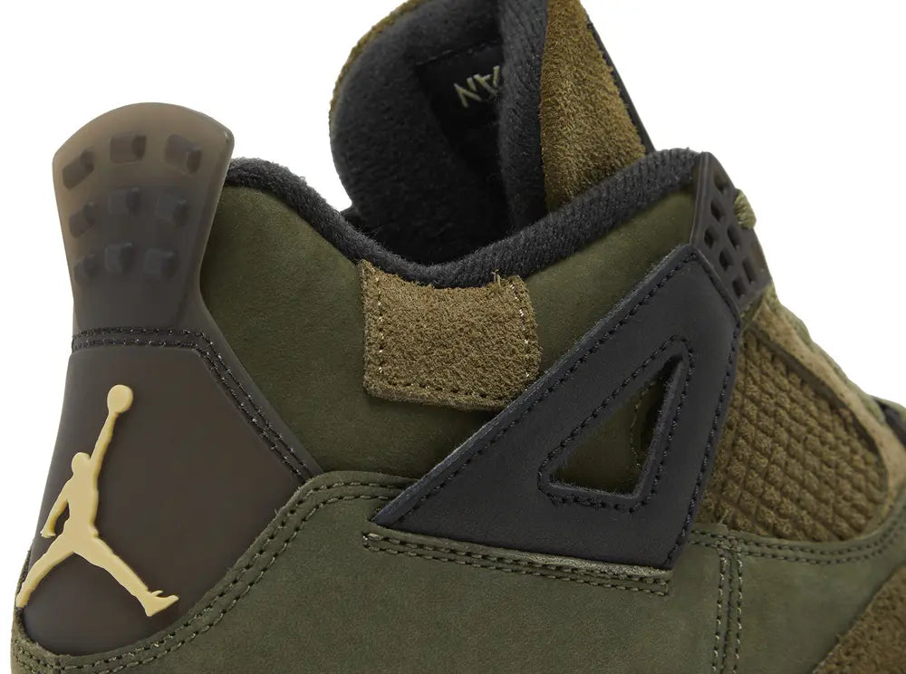 Air Jordan 4 Retro "Undefeated"