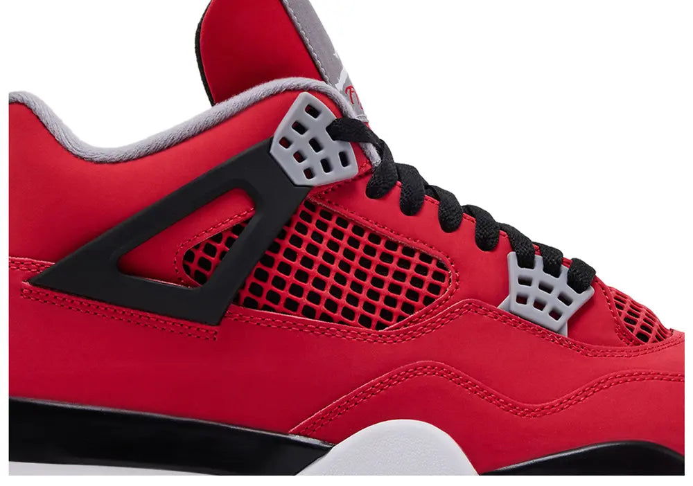 Air Jordan 4 Retro "Toro Bravo" 2026