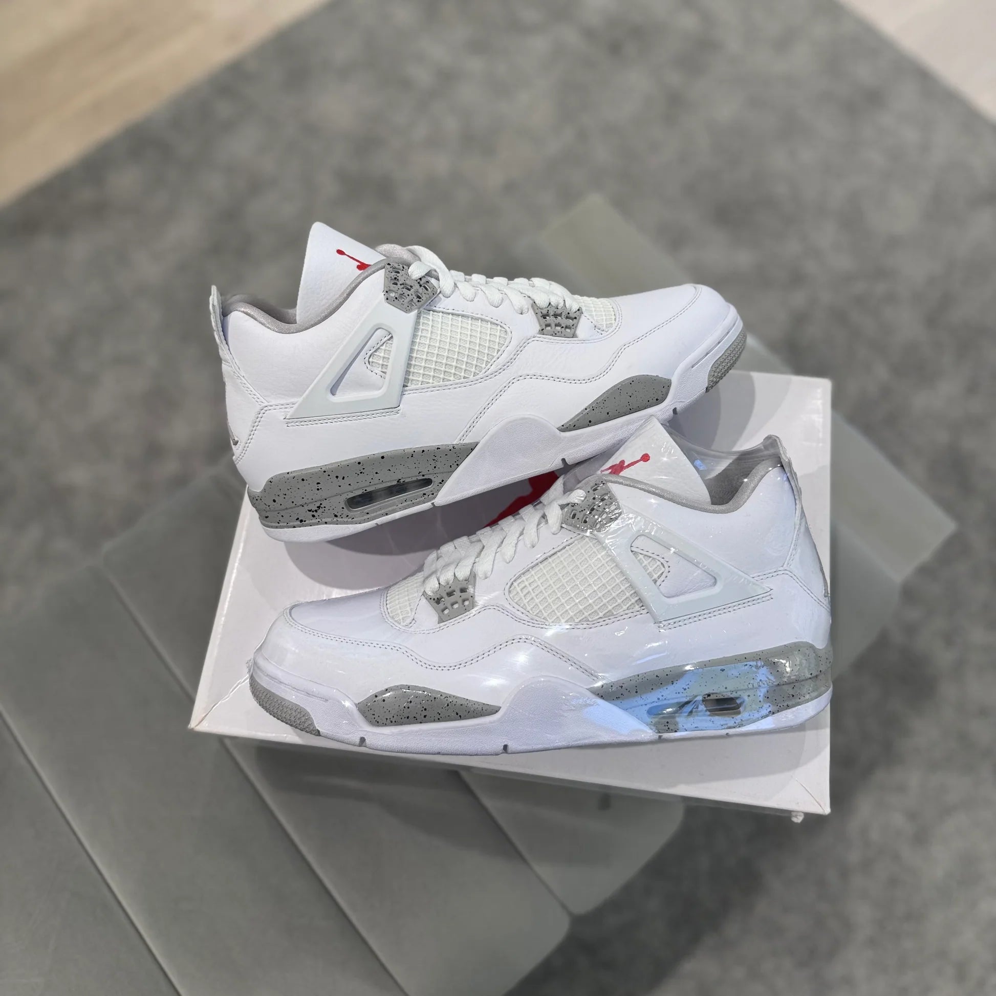 JORDAN 4 ‘ OREO ’