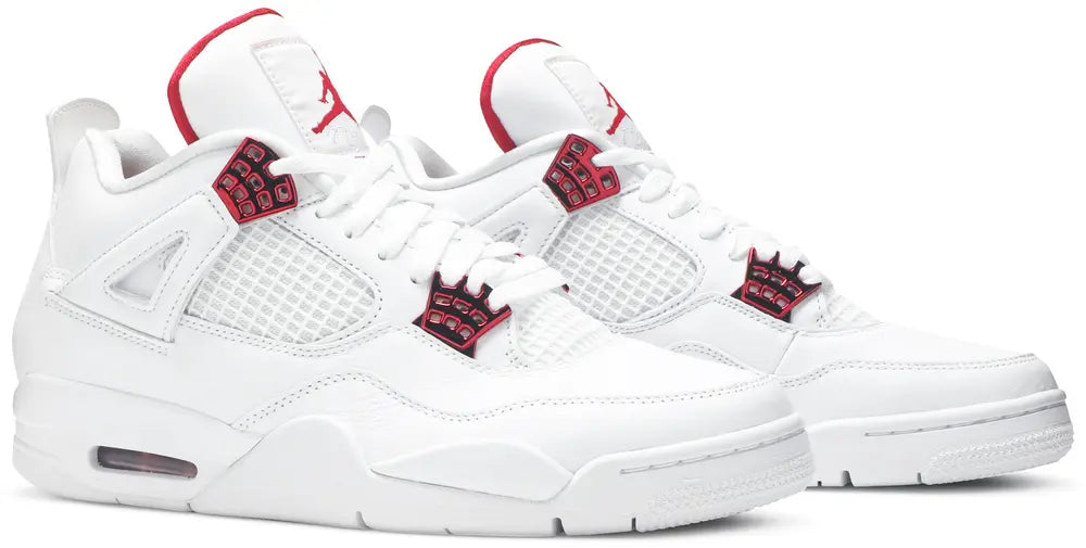 Air Jordan 4 Retro "Red Metallic"