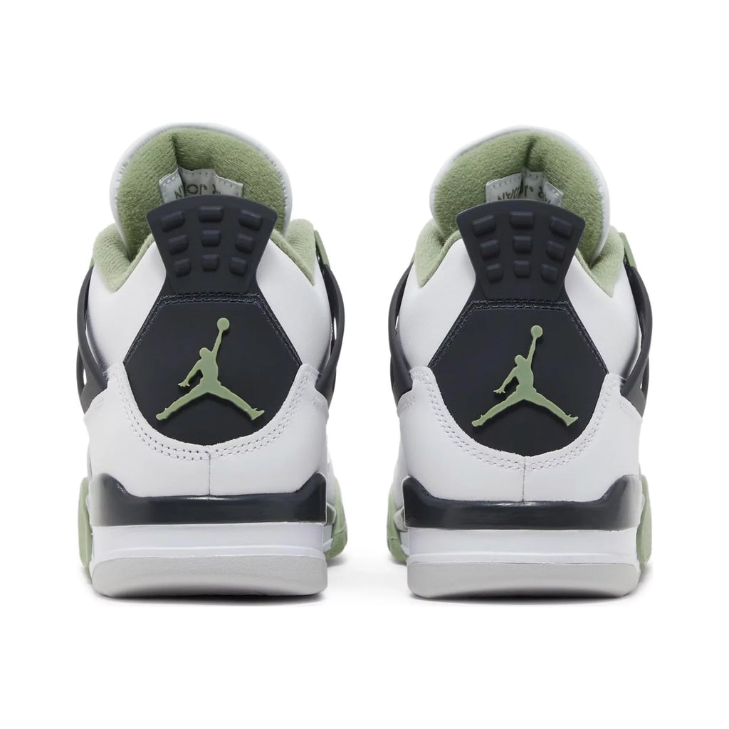 Air Jordan 4 Retro "Seafoam"
