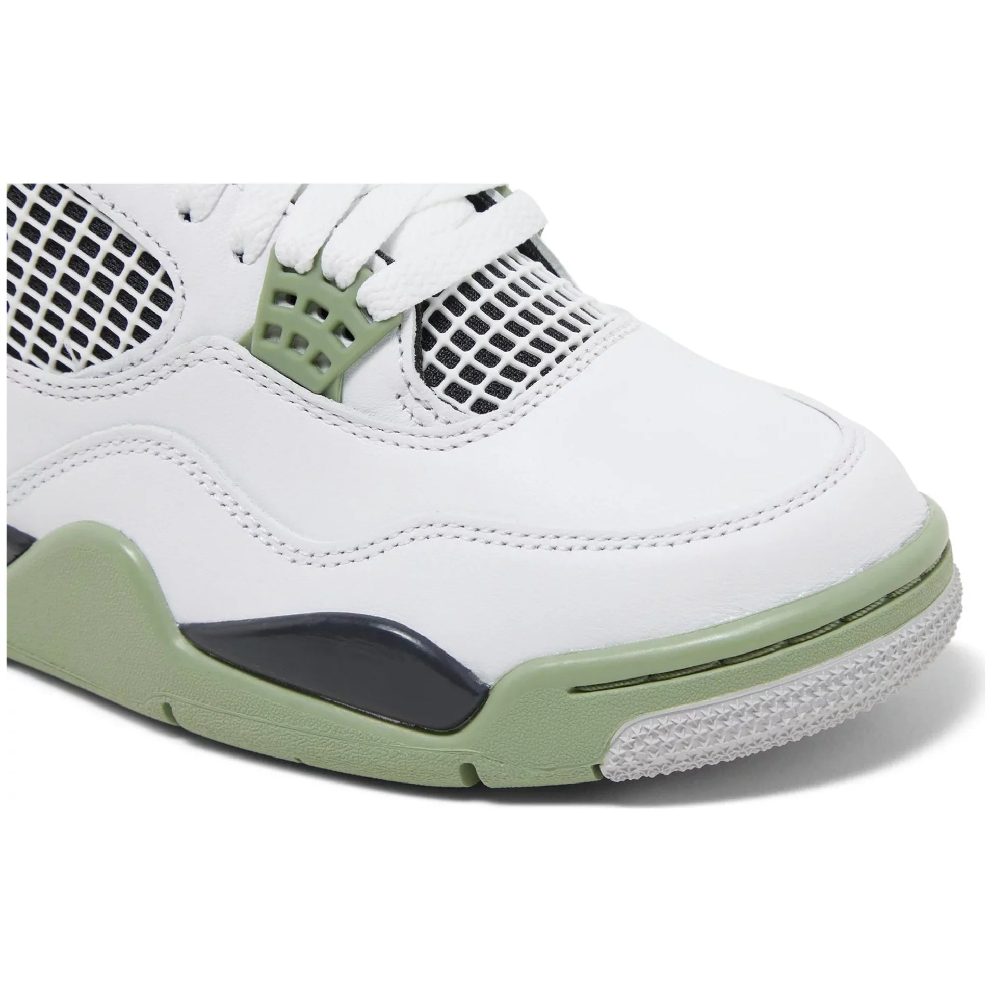 Air Jordan 4 Retro "Seafoam"