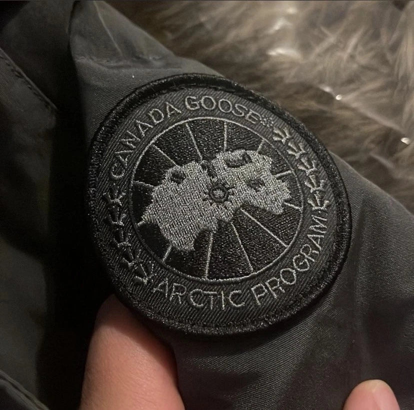 Canada Goose Wyndham Parka – Men’s Black Badge Edition